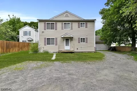 36 Parker St #2399, Franklin, NJ 07416