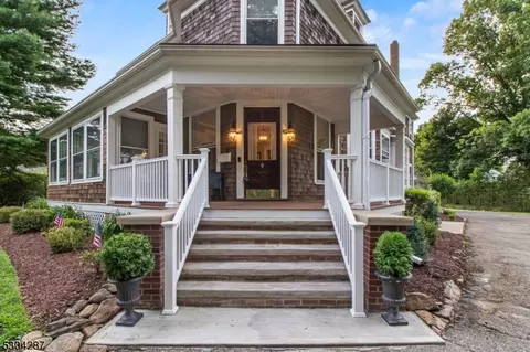 510 Center St, Hackettstown, NJ 07840