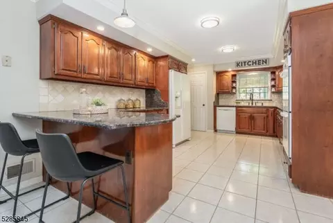 17 Charlestown Rd, Hampton, NJ 08827 photo 9