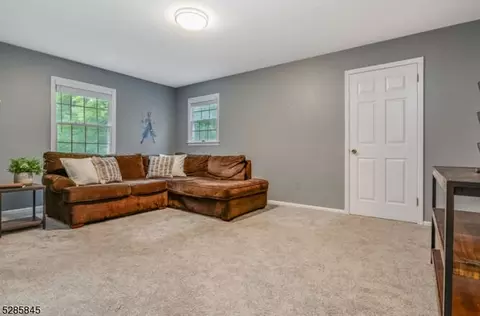 17 Charlestown Rd, Hampton, NJ 08827 photo 26