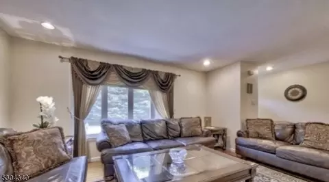 95 Ryerson Ave, Wayne, NJ 07470 photo 8