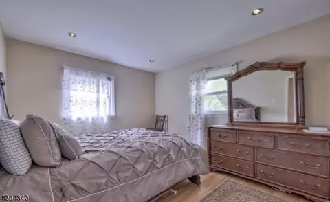 95 Ryerson Ave, Wayne, NJ 07470 photo 12