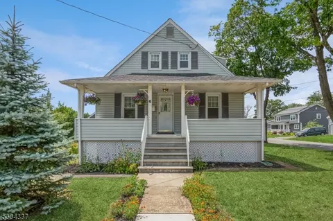 6 Brett St, Piscataway, NJ 08854