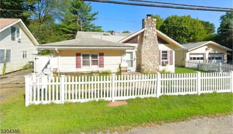 81 Netcong Rd, Mount Olive, NJ 07828