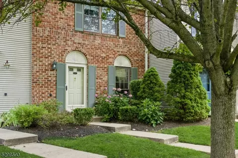 258 Penns Way, Bernards, NJ 07920