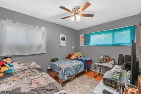 172 Perry St, Dover, NJ 07801 photo 7