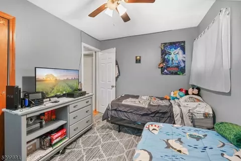 172 Perry St, Dover, NJ 07801 photo 8