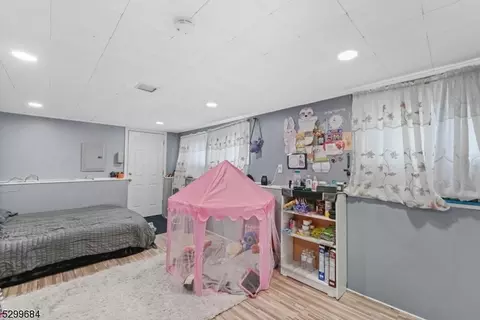172 Perry St, Dover, NJ 07801 photo 11