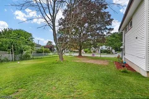 172 Perry St, Dover, NJ 07801 photo 15