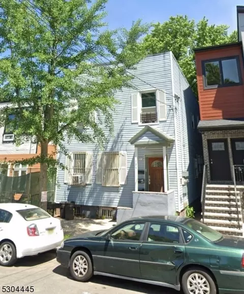 794 S 14th St, Newark, NJ 07108