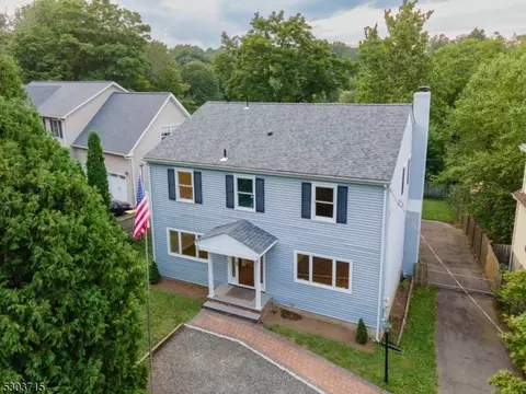 65 Mine Mount Rd, Bernardsville, NJ 07924