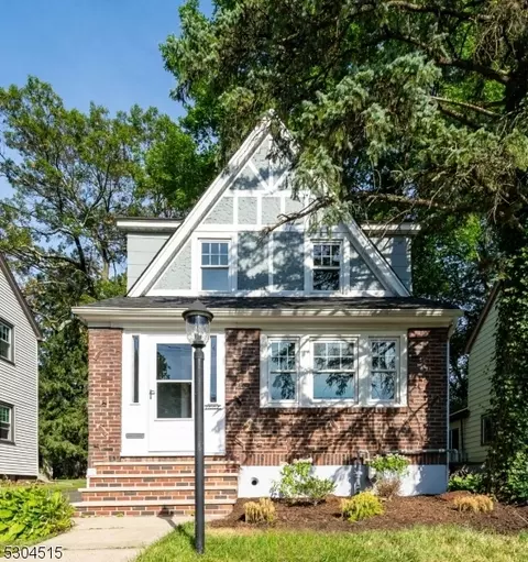 1007 Belle Ave, Teaneck, NJ 07666