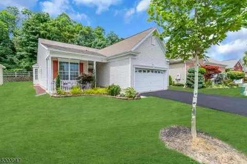 82 Prusakowski Blvd, Sayreville Boro, NJ 08859 photo 2