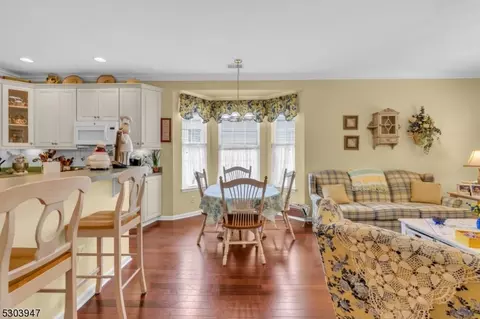 82 Prusakowski Blvd, Sayreville Boro, NJ 08859 photo 11