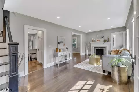 9 Lavina Ct, Summit, NJ 07901 photo 5