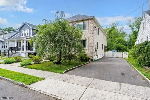 33 Rose Ave, Springfield, NJ 07081 photo 2