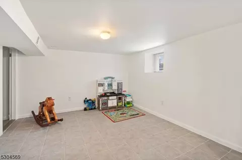 33 Rose Ave, Springfield, NJ 07081 photo 21