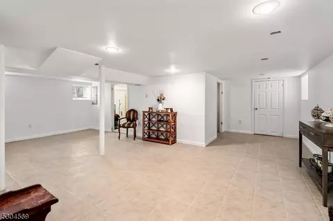33 Rose Ave, Springfield, NJ 07081 photo 24