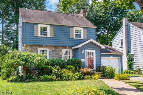 21 Darling Ave, Bloomfield, NJ 07003