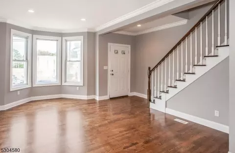 175 Highland Ave, Newark, NJ 07104