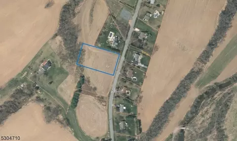 66 Stewartsville Rd, Franklin Twp, NJ 08886