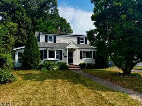 75 Sherman Ave, Hawthorne, NJ 07506