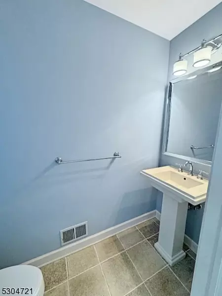 207 Harvard Dr, Hackettstown, NJ 07840 photo 13