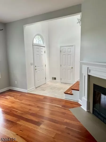 207 Harvard Dr, Hackettstown, NJ 07840 photo 3