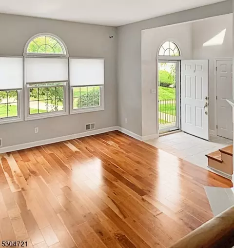 207 Harvard Dr, Hackettstown, NJ 07840 photo 4