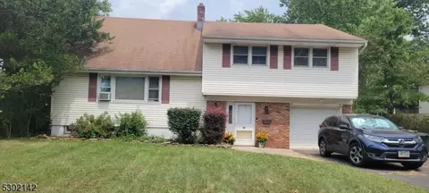 48 Lisa Ter, Somerville, NJ 08876