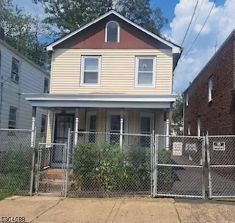 109 Seaman St, New Brunswick, NJ 08901