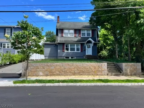 18 Caton Ter, Caldwell, NJ 07006