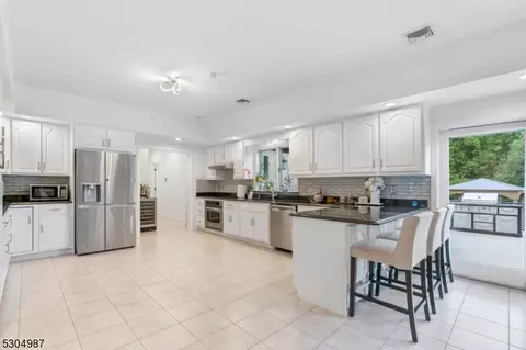 2 Henderson Hill Rd, Hampton, NJ 08827 photo 7