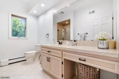 2 Henderson Hill Rd, Hampton, NJ 08827 photo 15