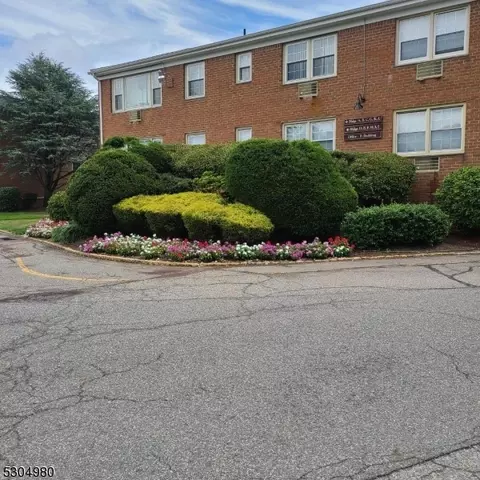 605 Grove St #1, Clifton, NJ 07013