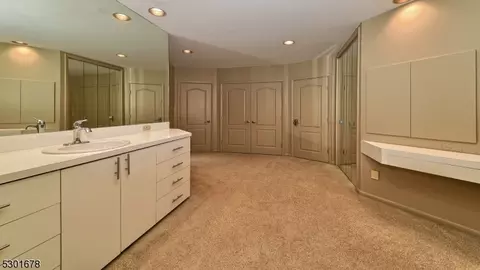 20 Apache Rd, Wayne, NJ 07470 photo 33