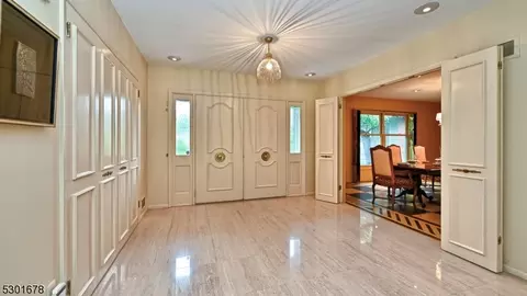 20 Apache Rd, Wayne, NJ 07470 photo 6