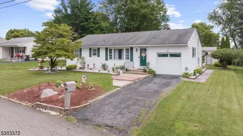 620 Youngs Rd, Phillipsburg, NJ 08865