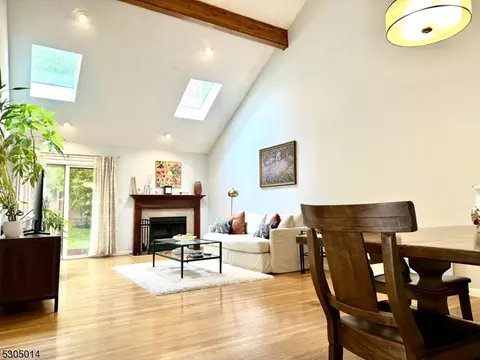 19 Mullarkey Dr, West Orange, NJ 07052