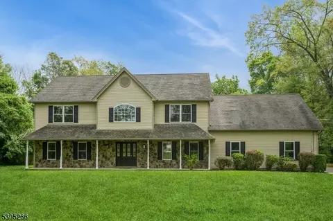 57 Holland Rd, Wantage, NJ 07461