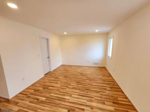 2 Sickle St, Dover, NJ 07801 photo 18