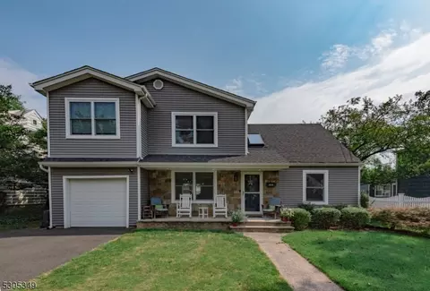 19-15 Halstead Ter, Fair Lawn, NJ 07410