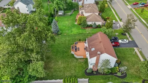 214 Webster Dr, Wayne, NJ 07470 photo 42