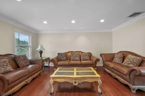 214 Webster Dr, Wayne, NJ 07470 photo 16