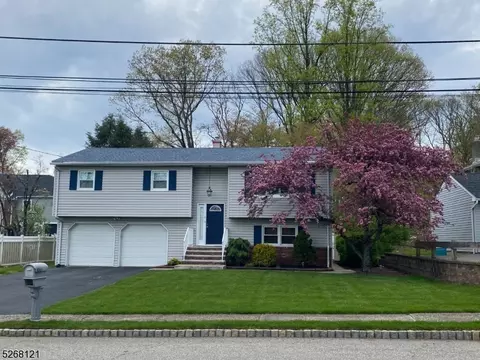 2 Reservoir Pl, Rockaway, NJ 07866