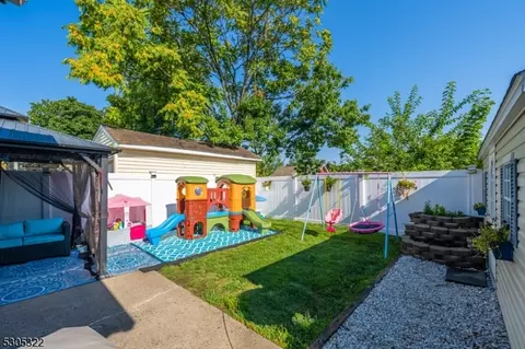 282 Phillips Ter, Union, NJ 07083 photo 24