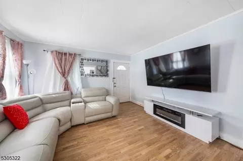 282 Phillips Ter, Union, NJ 07083 photo 7