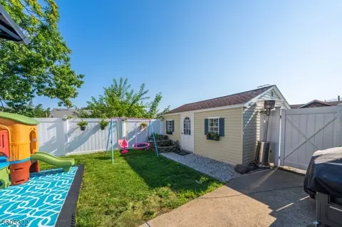 282 Phillips Ter, Union, NJ 07083 photo 25