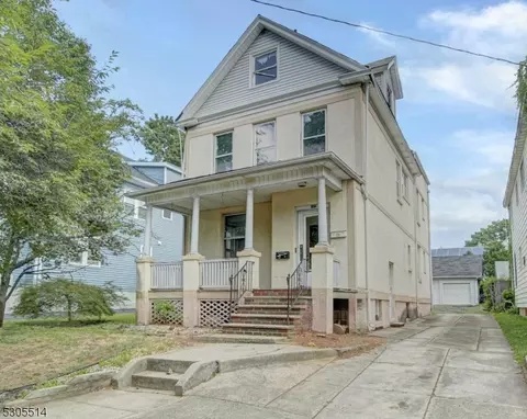 105 N 4th Ave, Highland Park, NJ 08904