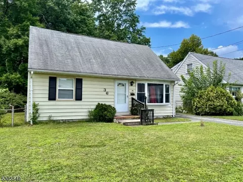 36 Central Ave, Pompton Lakes, NJ 07442